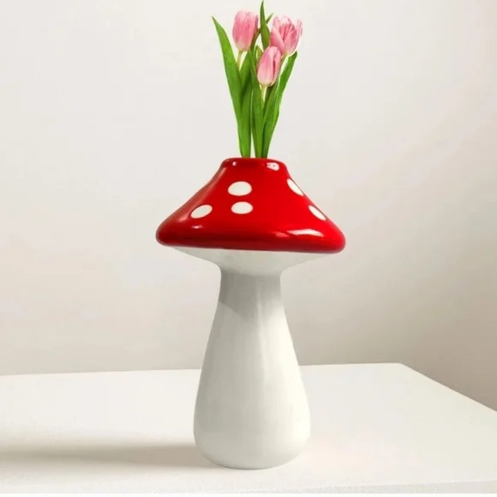 NIB Ceramic Red & White Mushroom Vase - Decorative Home Accent